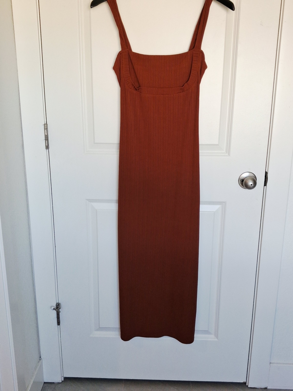 RIHOAS Ribbed Maxi Dress in Rust Brown
